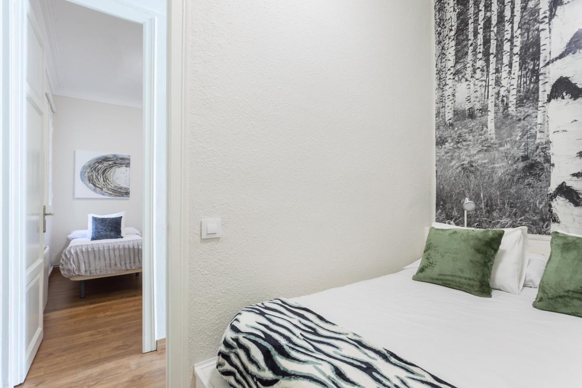 Art House Fira Apartments Barcelona Ngoại thất bức ảnh