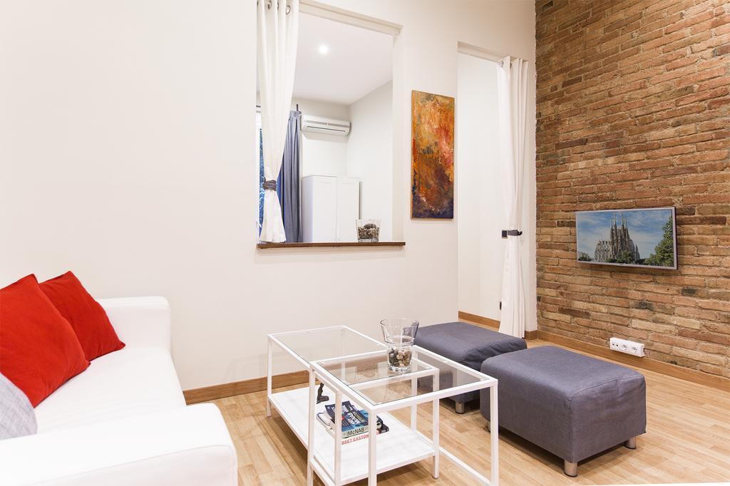 Art House Fira Apartments Barcelona Ngoại thất bức ảnh