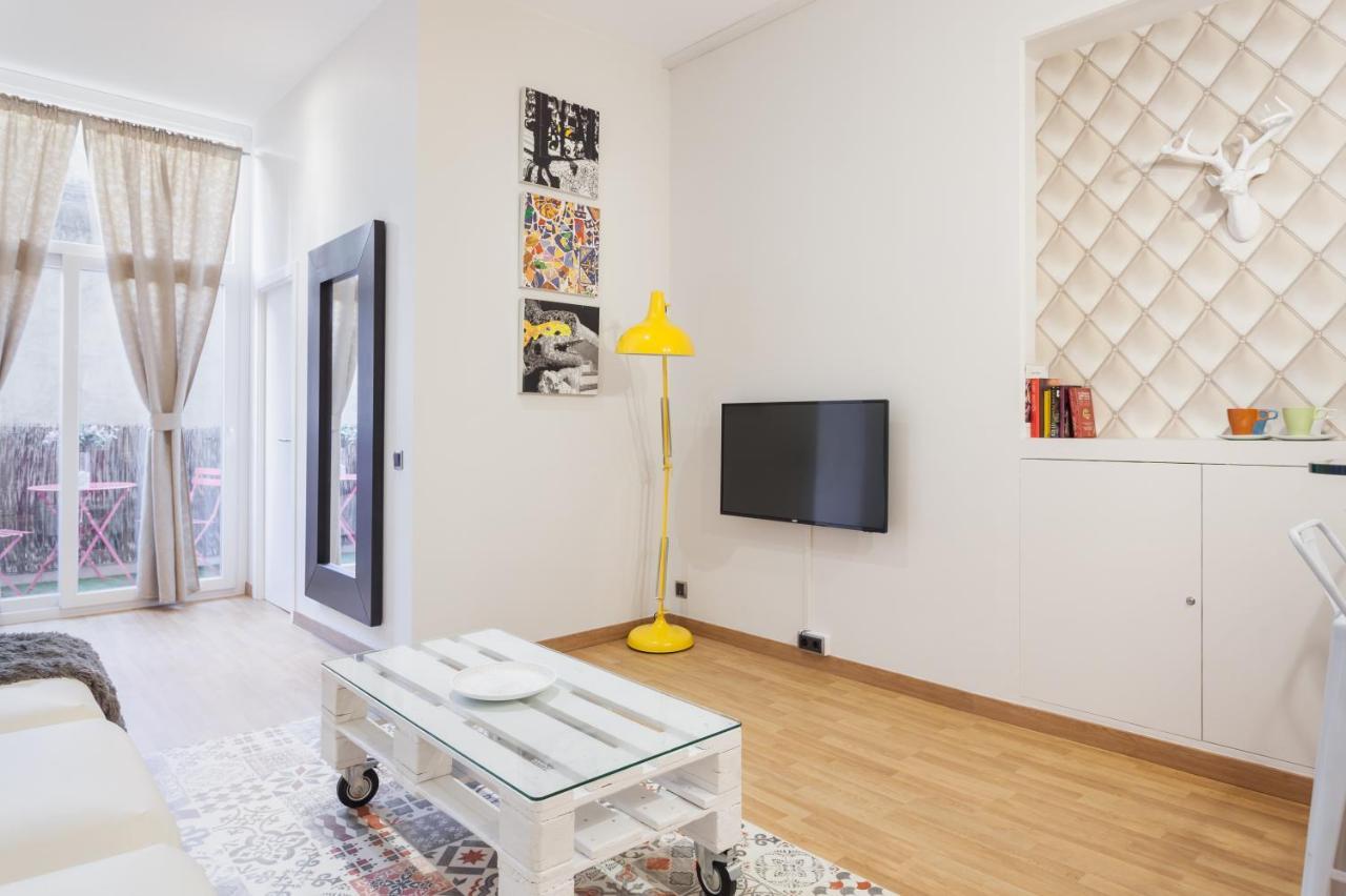 Art House Fira Apartments Barcelona Ngoại thất bức ảnh