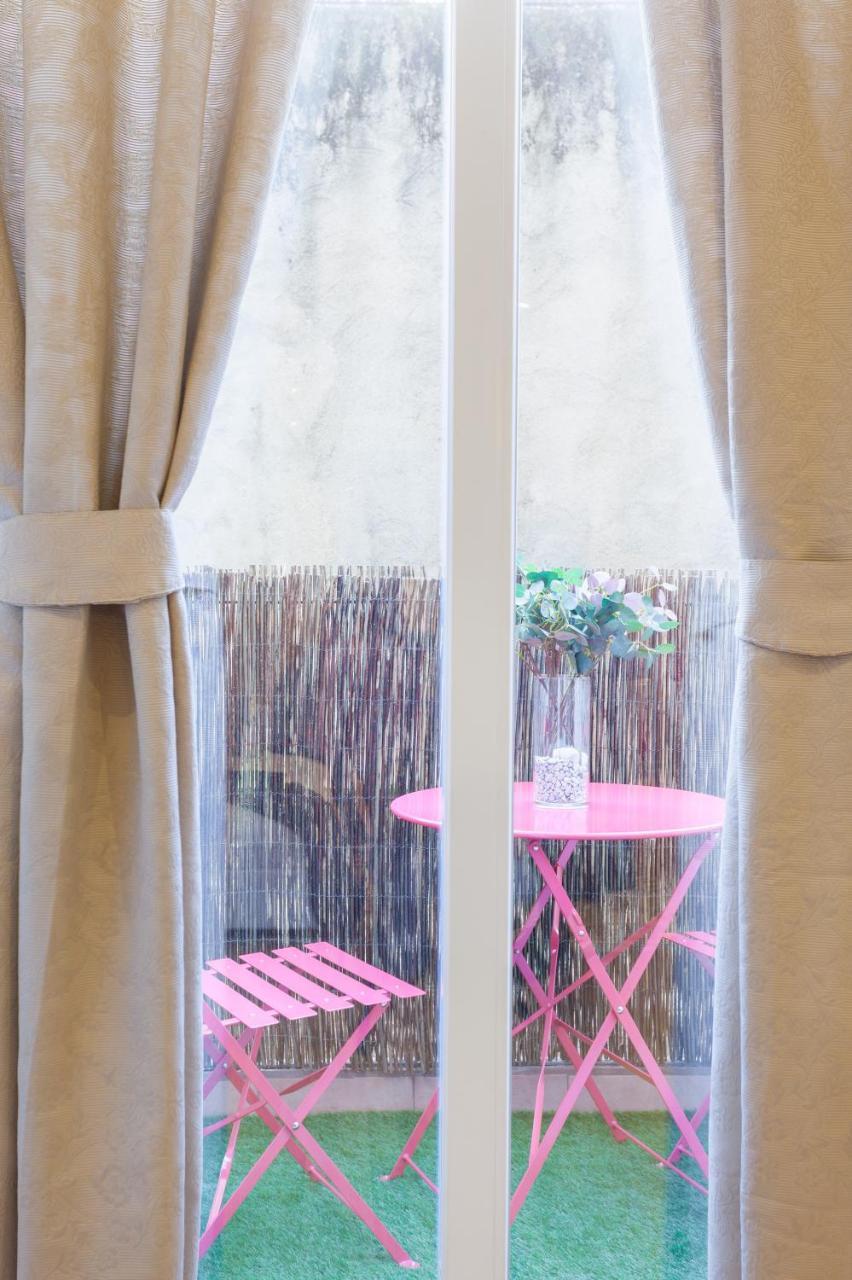 Art House Fira Apartments Barcelona Ngoại thất bức ảnh