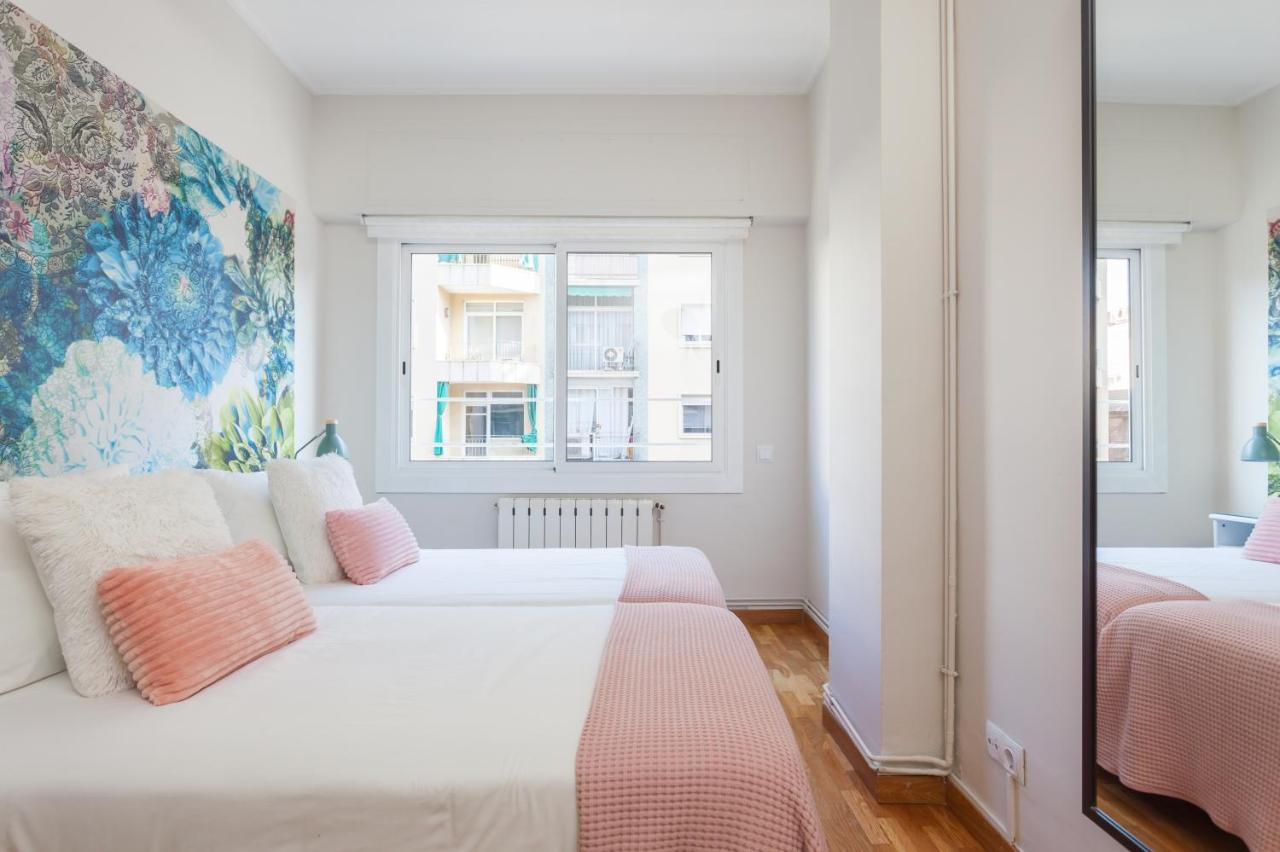 Art House Fira Apartments Barcelona Ngoại thất bức ảnh